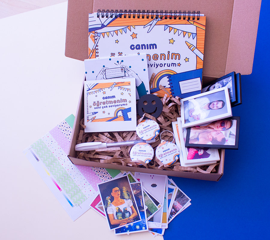 Hediye Kutusu Öğretmene